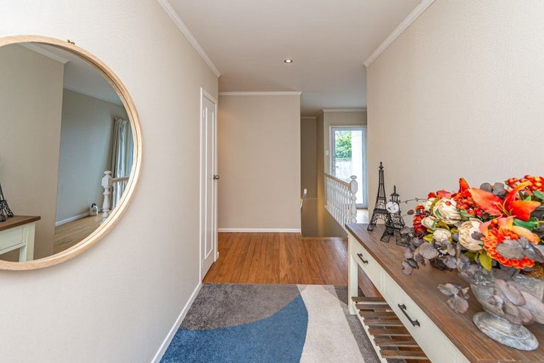 Photo of property in 43 Parkes Avenue, Saint Johns Hill, Whanganui, 4501