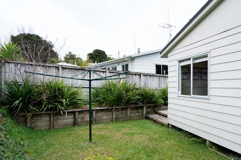 Photo of property in 3 Cross Street, Raglan, 3225
