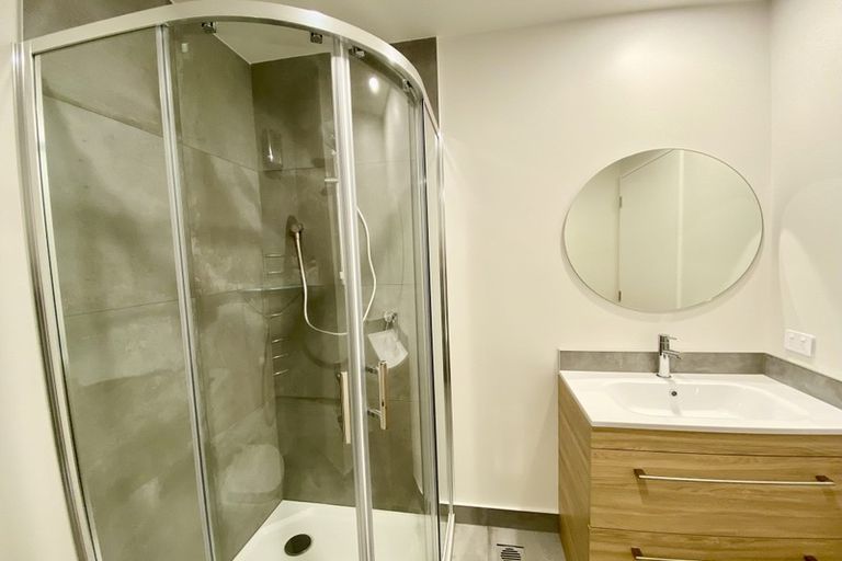 Photo of property in 2/102 Strickland Street, Sydenham, Christchurch, 8023