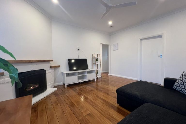 Photo of property in 2 Brassey Street, Waverley, 4510