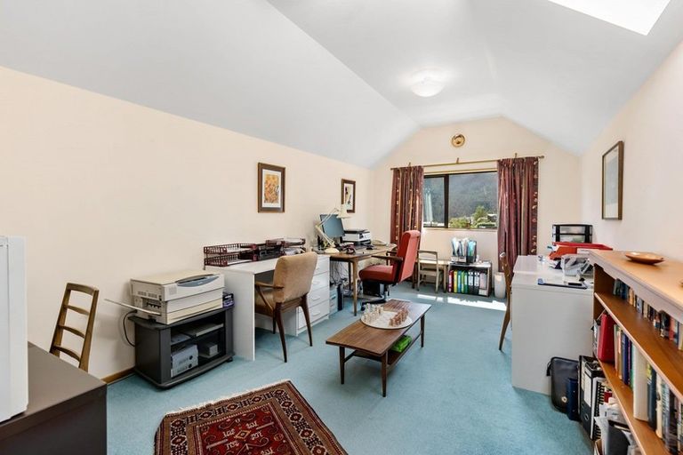 Photo of property in 15 Belfast Terrace, Queenstown, 9300
