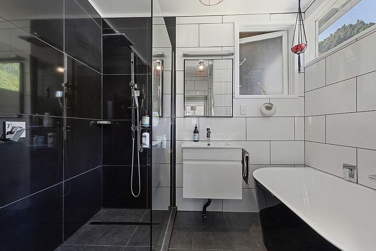 Photo of property in 34 Cleary Street, Waterloo, Lower Hutt, 5011