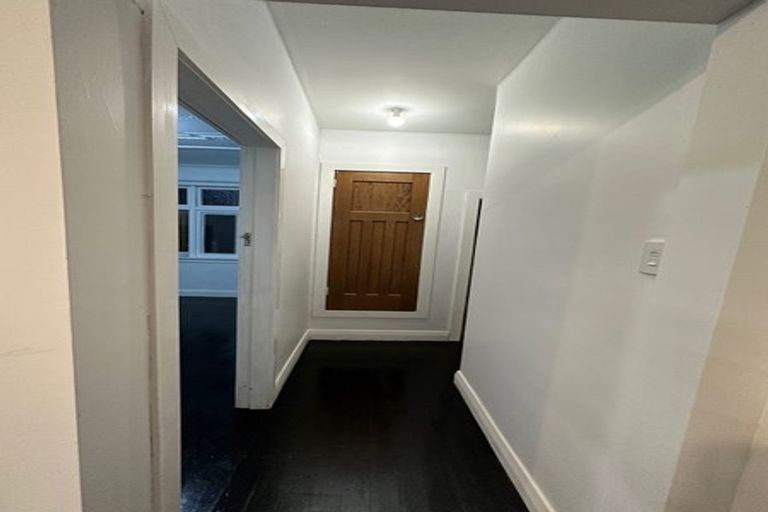 Photo of property in 56 Raroa Road, Kelburn, Wellington, 6012