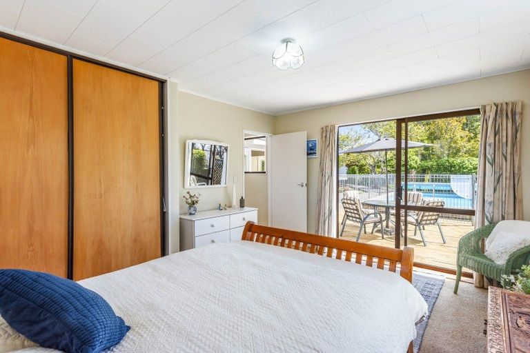 Photo of property in 138 Arawhata Road, Paraparaumu, 5032