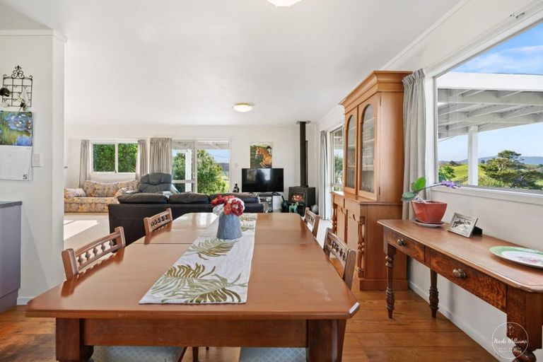 Photo of property in 24 Totara Rise, Maungaturoto, 0588