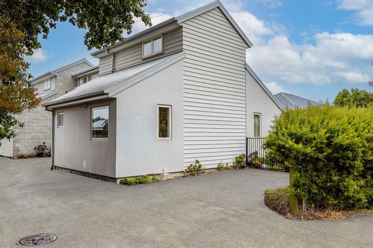 Photo of property in 1/59 Olliviers Road, Phillipstown, Christchurch, 8011