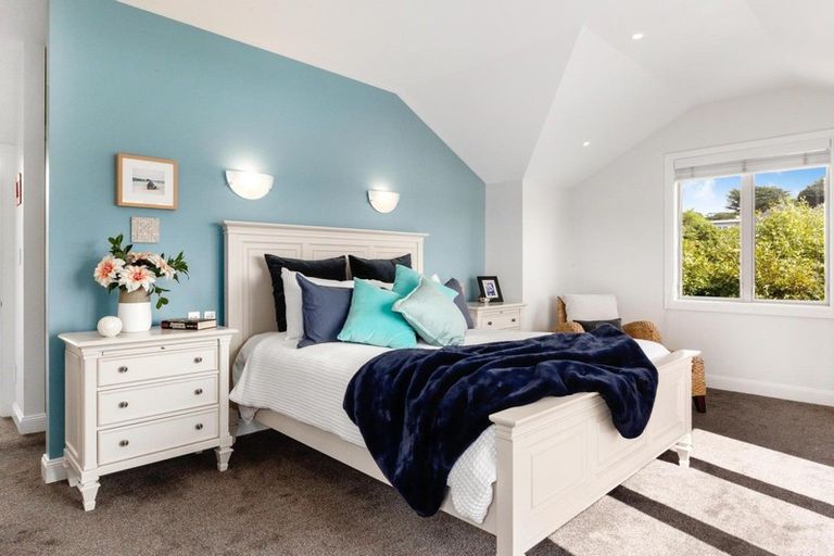 Photo of property in 22 The Layline, Whitby, Porirua, 5024