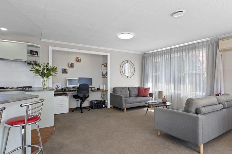 Photo of property in 1 Santa Rosa Avenue, Halswell, Christchurch, 8025