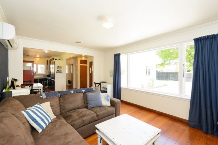 Photo of property in 43 Birmingham Street, Takaro, Palmerston North, 4412