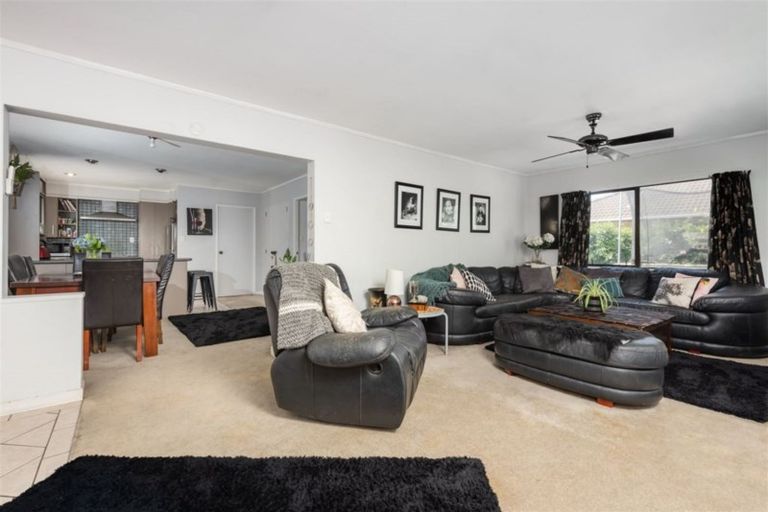 Photo of property in 15 Marwood Place, Mount Maunganui, 3116