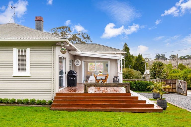 Photo of property in 25 Trigg Road, Huapai, Kumeu, 0810