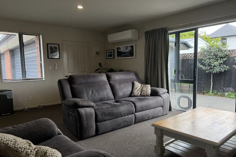 Photo of property in 2/83 Grafton Street, Waltham, Christchurch, 8011