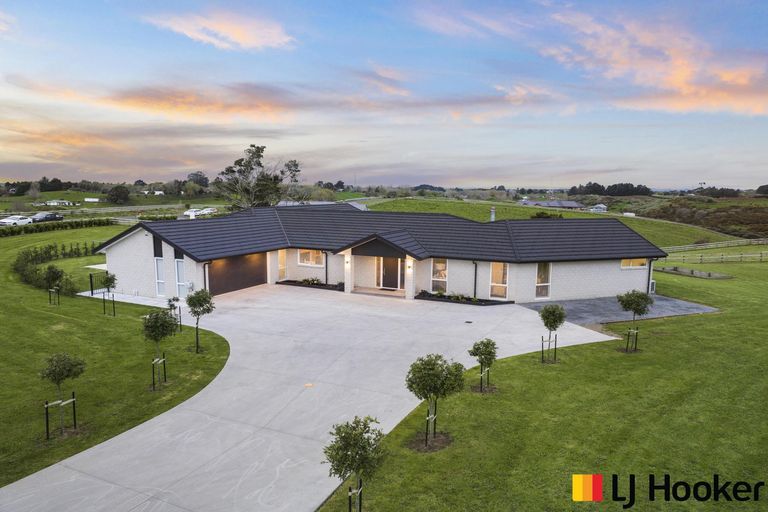 Photo of property in 75 Waimanu Awa Road, Runciman, Drury, 2579