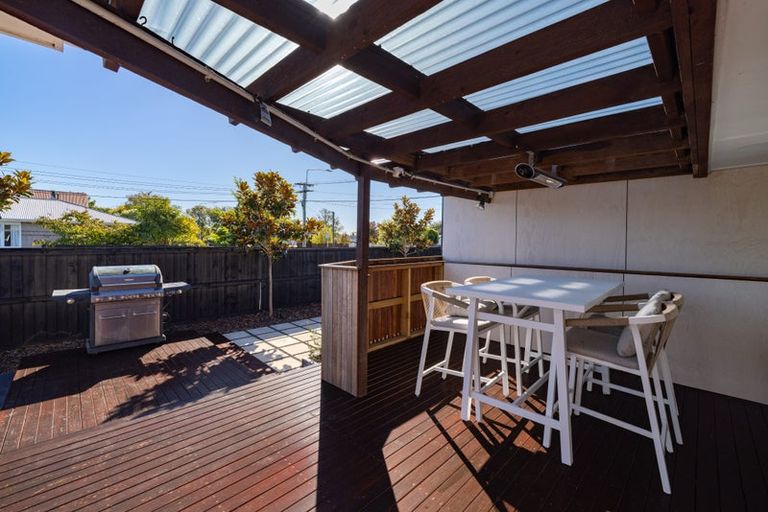 Photo of property in 2 Pembroke Street, Avondale, Christchurch, 8061