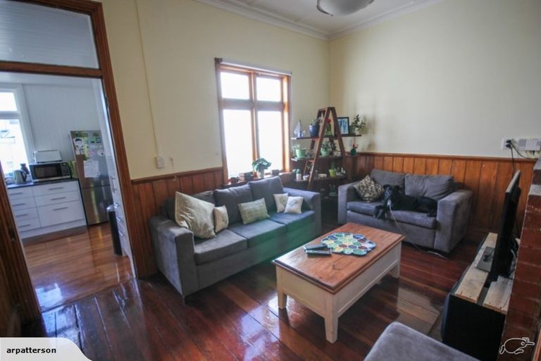 Photo of property in 5 Brown Street, Mount Cook, Wellington, 6021