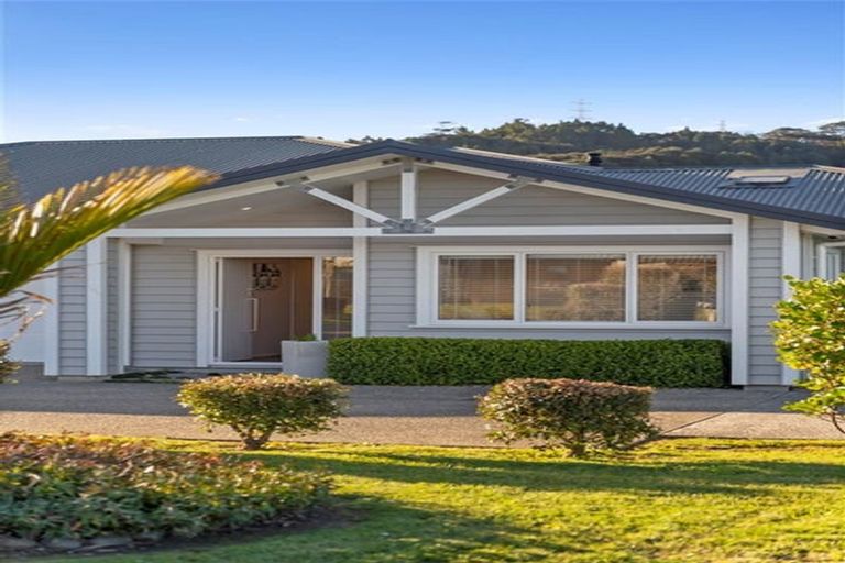 Photo of property in 6 Fruitlands Road, Kumeu, 0810