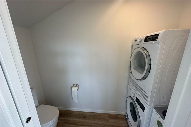 Photo of property in 73 Pipi Place, Levin, 5510