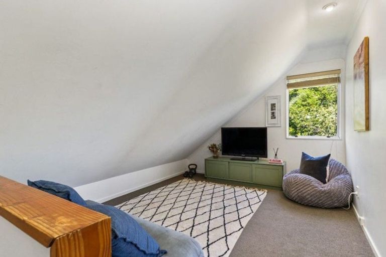 Photo of property in 37 Tainui Street, Somerfield, Christchurch, 8024