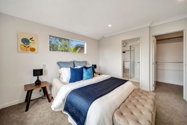 Photo of property in 23 Laurel Oak Drive, Schnapper Rock, Auckland, 0632