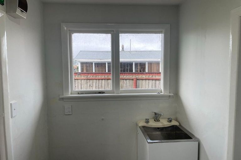 Photo of property in 64 Frensham Crescent, Woolston, Christchurch, 8062