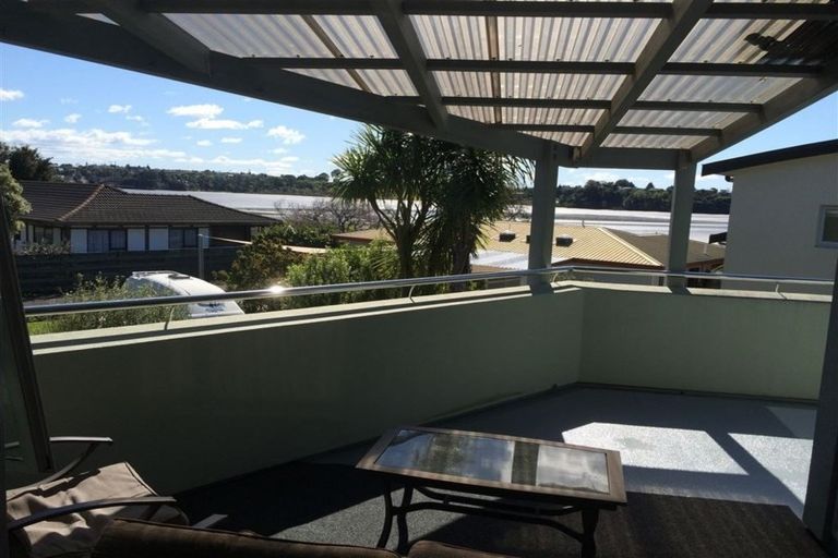 Photo of property in 11 Azores Way, Welcome Bay, Tauranga, 3112