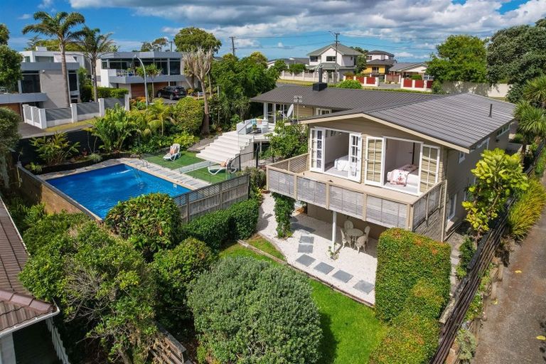 Photo of property in 74 Bleakhouse Road, Howick, Auckland, 2014