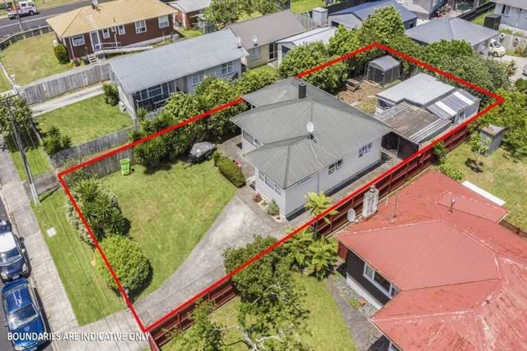 Photo of property in 33 Claymore Street, Manurewa, Auckland, 2102