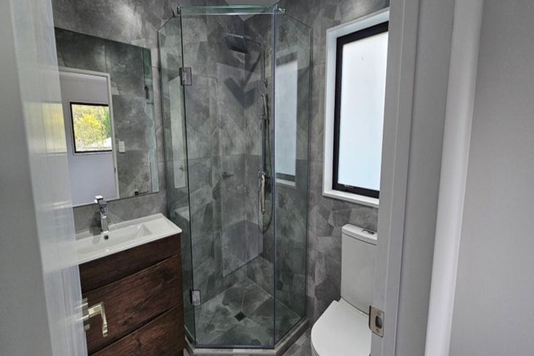 Photo of property in 12a Blease Street, New Lynn, Auckland, 0600