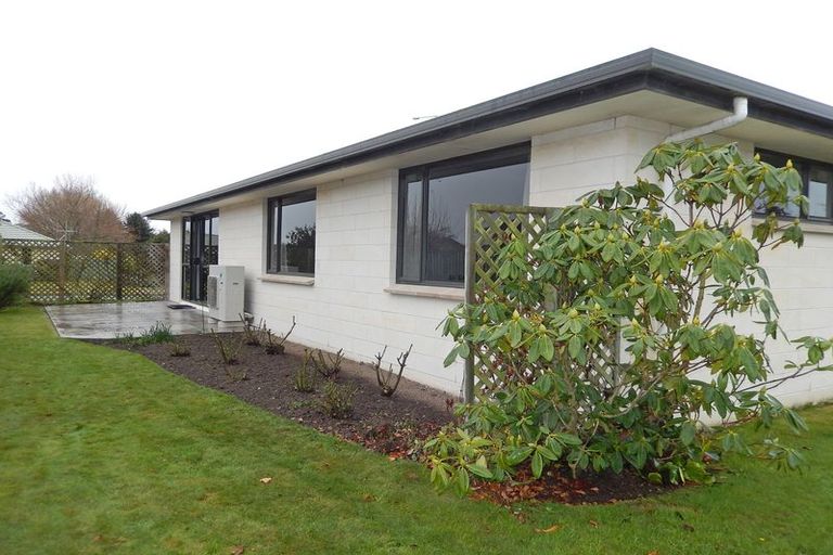 Photo of property in 11 Hannah Place, Holmes Hill, Oamaru, 9401