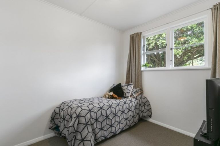 Photo of property in 47 Naenae Road, Naenae, Lower Hutt, 5011