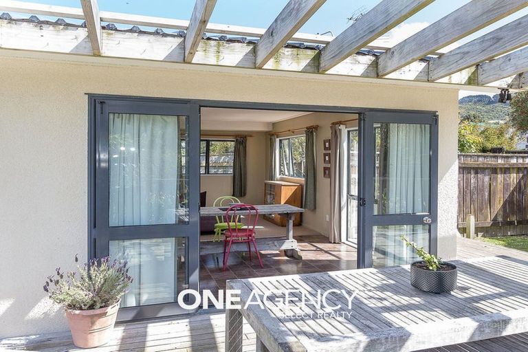 Photo of property in 20 Te Hiko Street, Takapuwahia, Porirua, 5022