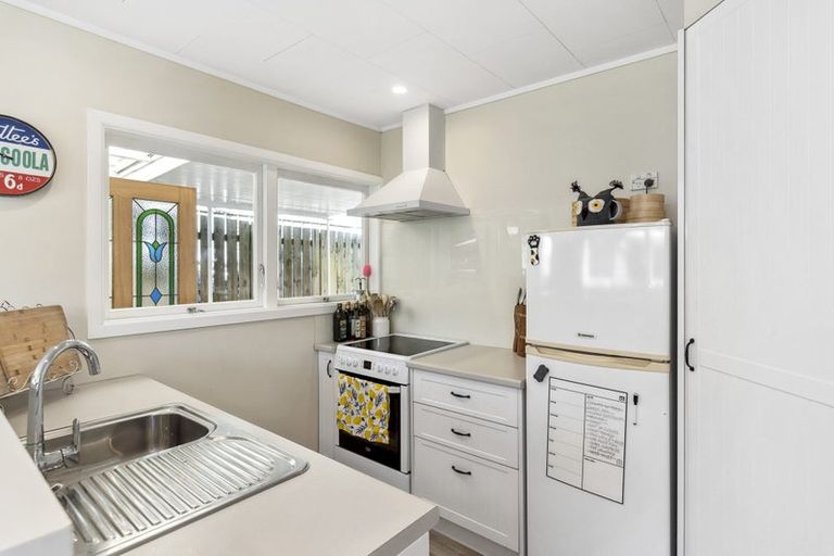 Photo of property in 63 Ruapehu Street, Paraparaumu, 5032