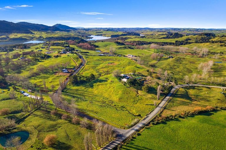 Photo of property in 42 Jumna Road, Maungaturoto, 0587