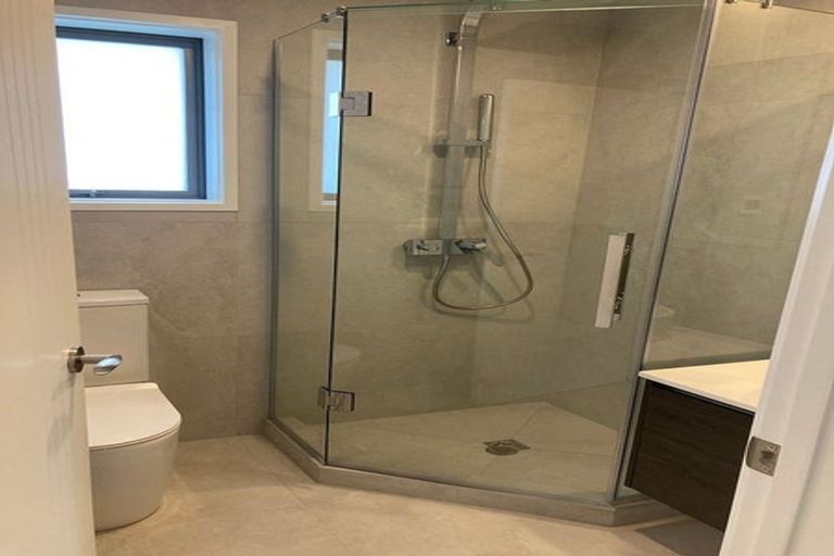 Photo of property in 6d O'halloran Road, Howick, Auckland, 2014