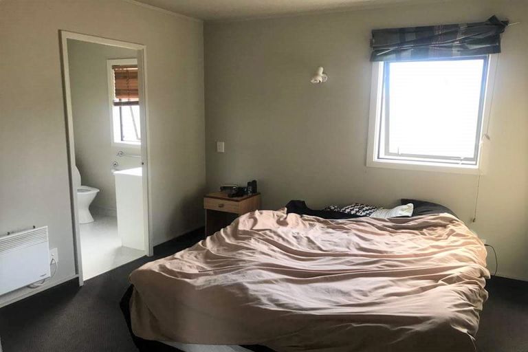 Photo of property in 8e Mckellar Court, Cromwell, 9310