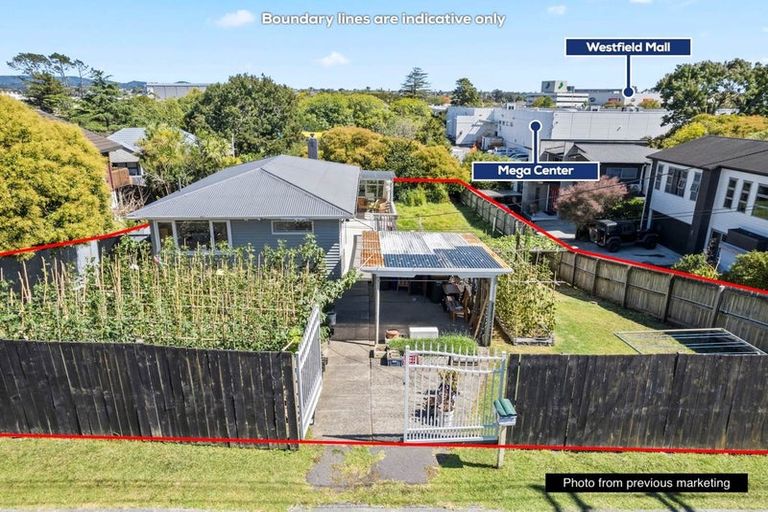 Photo of property in 39 Newington Road, Henderson, Auckland, 0612