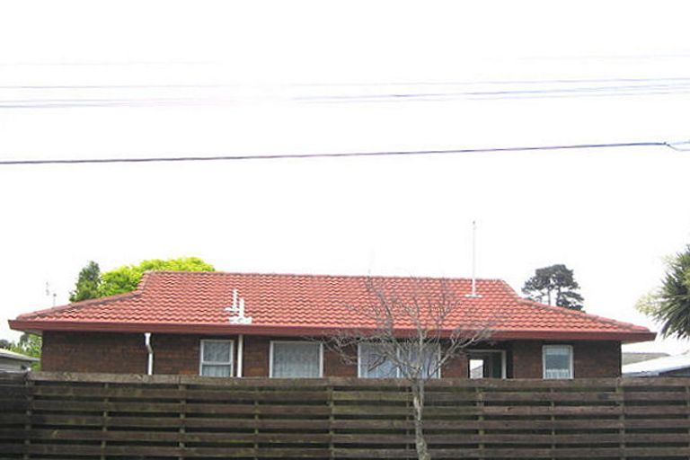 Photo of property in 143 Cuthberts Road, Aranui, Christchurch, 8061