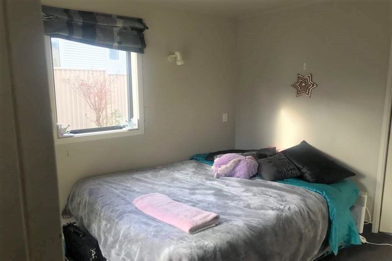 Photo of property in 8e Mckellar Court, Cromwell, 9310