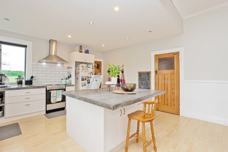 Photo of property in 29 Weir Road, Waianiwa, Invercargill, 9874