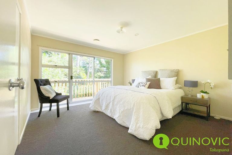 Photo of property in 1/25 Edgware Road, West Harbour, Auckland, 0618