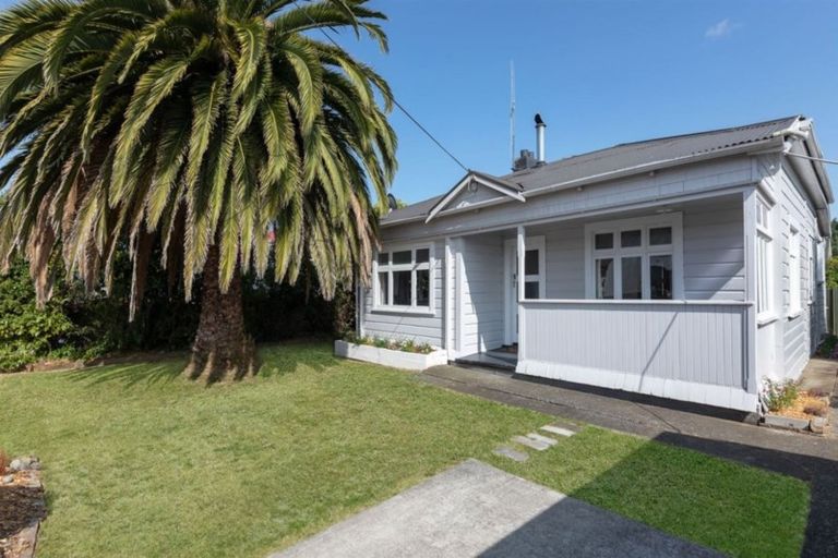 Photo of property in 4 Monckton Street, Feilding, 4702