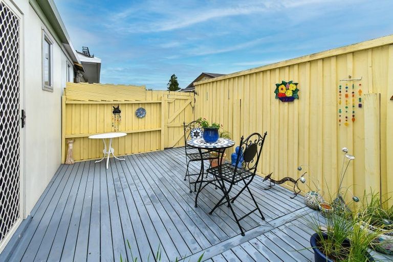 Photo of property in 3/50 Kenderdine Road, Papatoetoe, Auckland, 2025