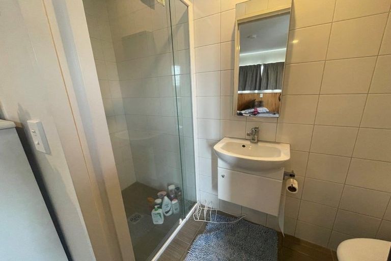 Photo of property in 27c Newnham Terrace, Upper Riccarton, Christchurch, 8041