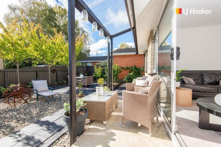 Photo of property in 35 Kinmont Crescent, Kinmont Park, Mosgiel, 9024