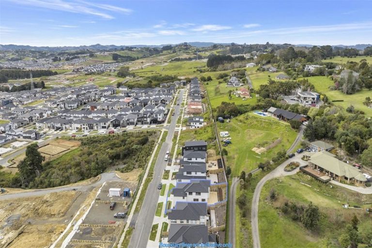Photo of property in 5 Elevation Street, Flat Bush, Auckland, 2019