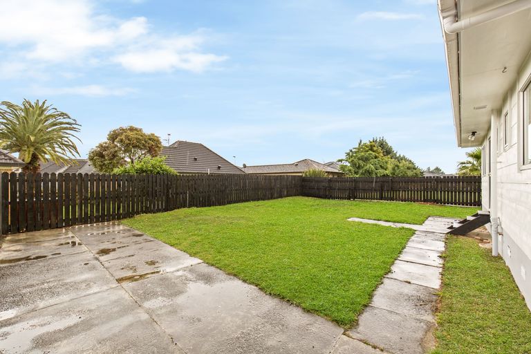 Photo of property in 2/22 Bingara Place, Favona, Auckland, 2024