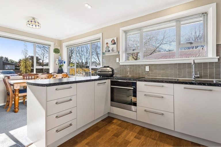 Photo of property in 25 Barnes Road, Redwood, Christchurch, 8051