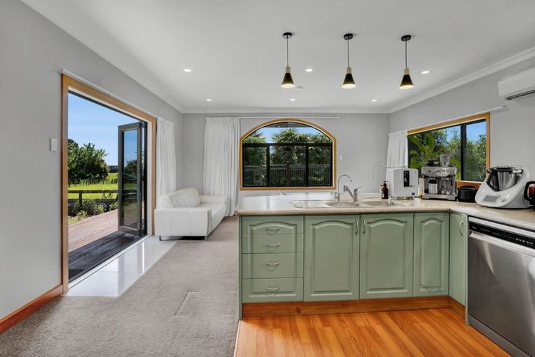 Photo of property in 300 Awai Road, Tarurutangi, New Plymouth, 4372