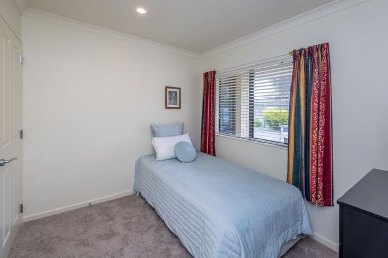 Photo of property in 38 Monarch Place, Paraparaumu Beach, Paraparaumu, 5032
