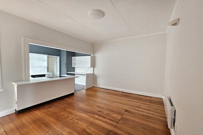 Photo of property in 105 Elizabeth Street, Mount Victoria, Wellington, 6011